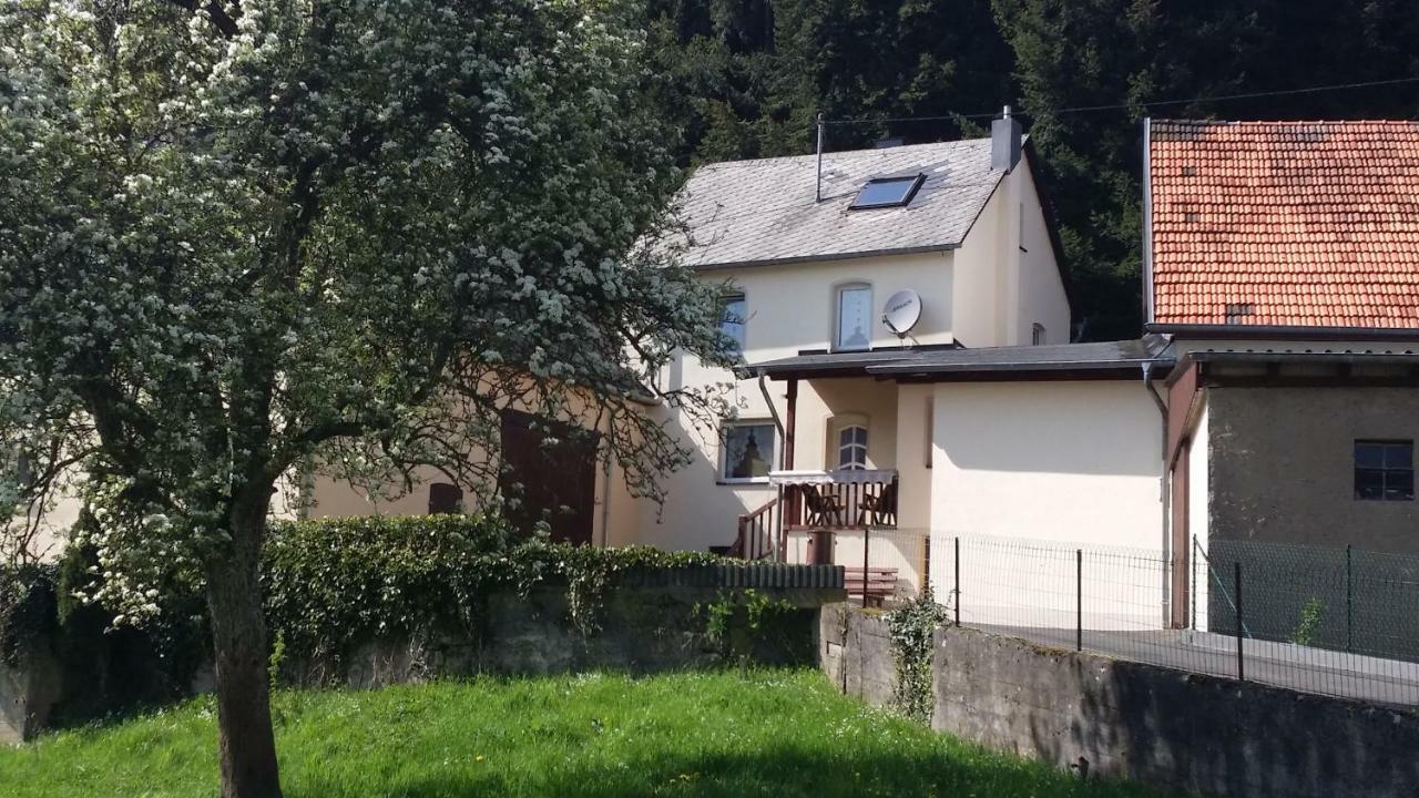 Kl Bauernhaus Mit 2 Baedern Welschenbach Exterior foto